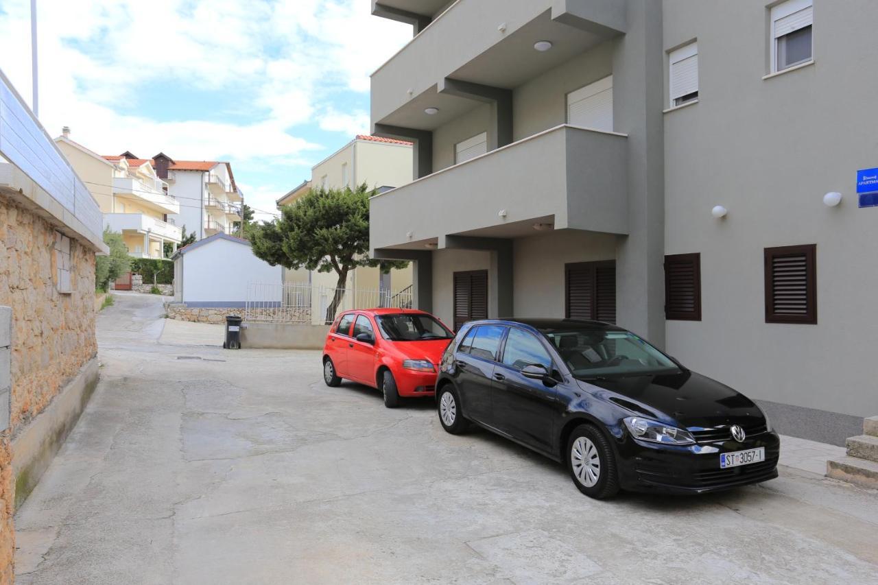 Tice Apartments By The Sea Nemira, Omis - 17039 מראה חיצוני תמונה