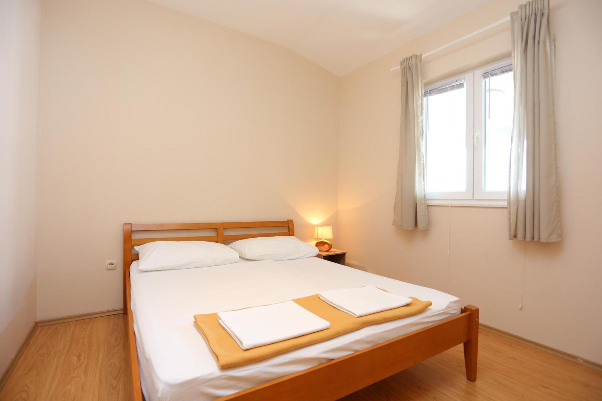 Tice Apartments By The Sea Nemira, Omis - 17039 חדר תמונה